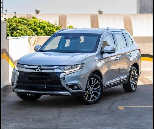 MITSUBISHI OUTLANDER 3.0 GT 4X4 V6 24V GASOLINA 4P AUTOMÁTICO MITSUBISHI OUTLANDER 3.0 GT 4X4 V6 24V GASOLINA 4P AUTOMÁTICO